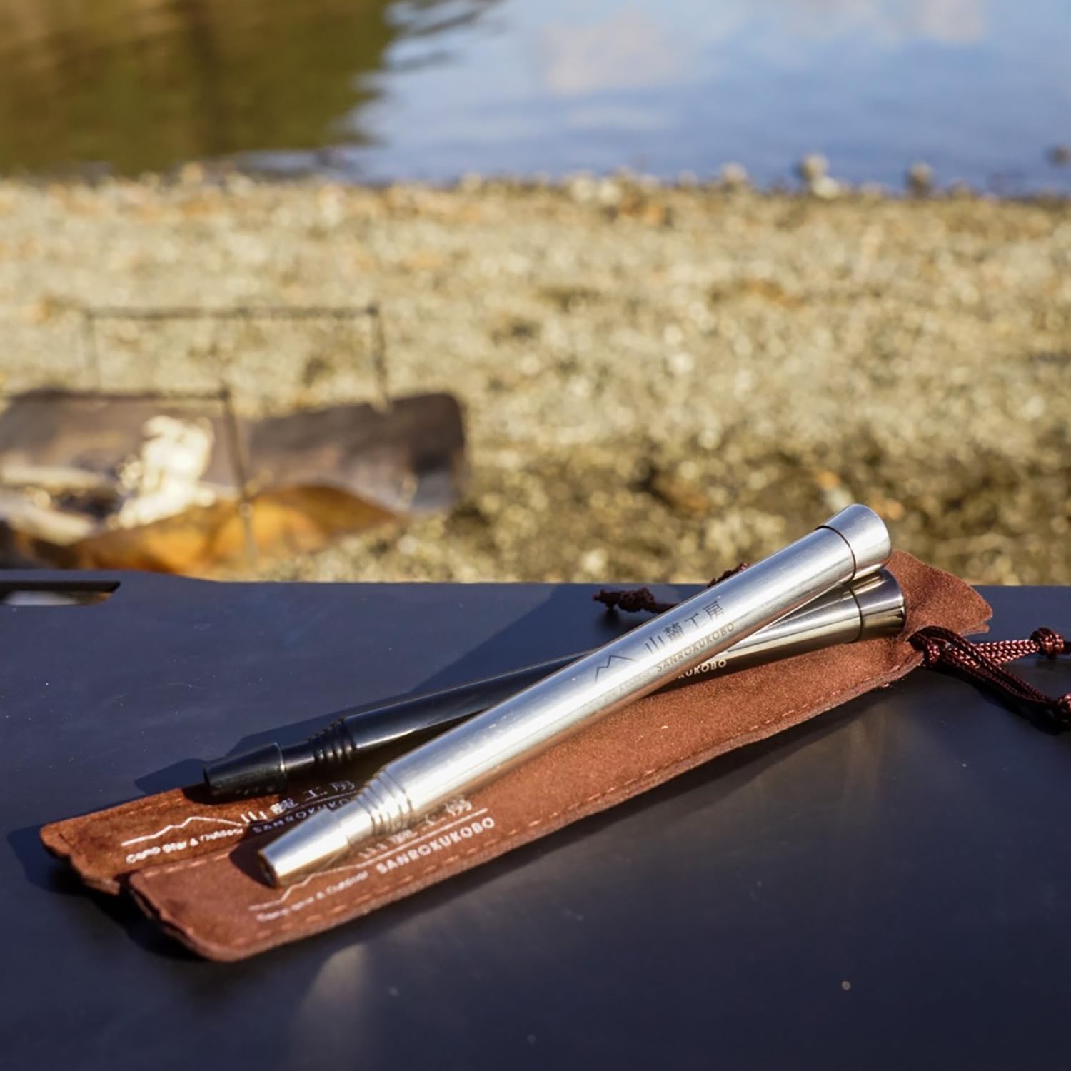 山麓工房 現役キャンパー監修 火吹き棒 火起こし 無期限メーカー保証 伸縮自在 コンパクト 収納ケース付き アウトドア キャンプ 焚き火 バーベキュー (シルバー)